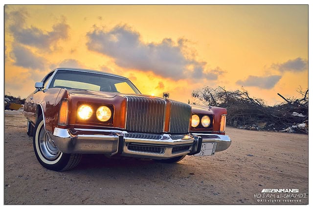1976 Chrysler New Yorker classic premium car