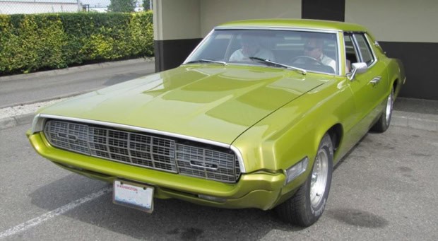 1968 Ford Thunderbird muscle car