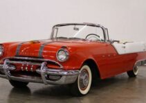 1955 Pontiac Star Chief Convertible