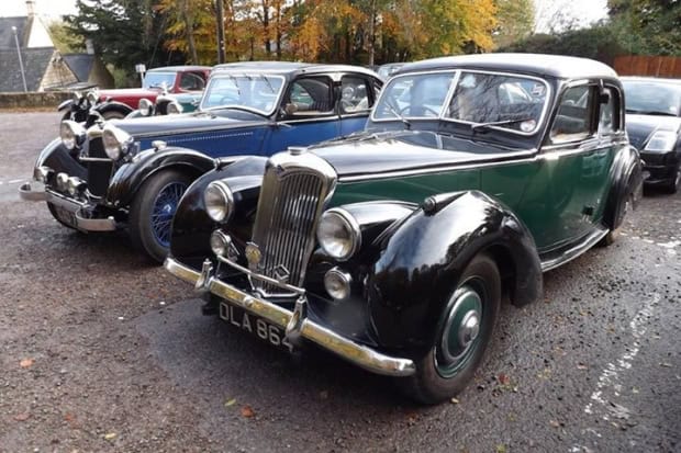 Group of Rileys old car