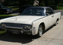 1961 Lincoln Continental