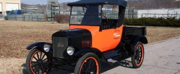 1925 Ford Model T old car