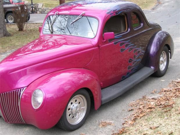 1939 Ford 5-window Coupe 