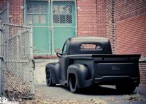 1952 Ford F1 Pickup Truck