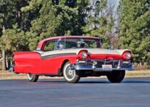 1957 ‪‎Ford‬ ‪Fairlane‬ 500 F-Code ‪Skyliner‬ | Old Car