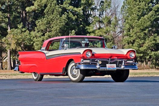 1957 ‪‎Ford‬ ‪Fairlane‬ 500 F-Code ‪Skyliner‬ old car