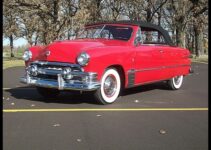 1951 Ford Custom Deluxe | Convertible Old Car