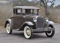 1930 Ford Model A Coupe | Old Car