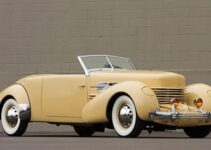 1937 Cord 812 Phaeton | Old Car