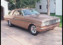 1964 Ford Fairlane Hardtop | Old Car