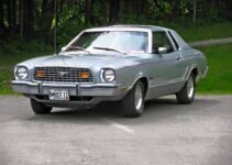 1976 Mustang | Old Car