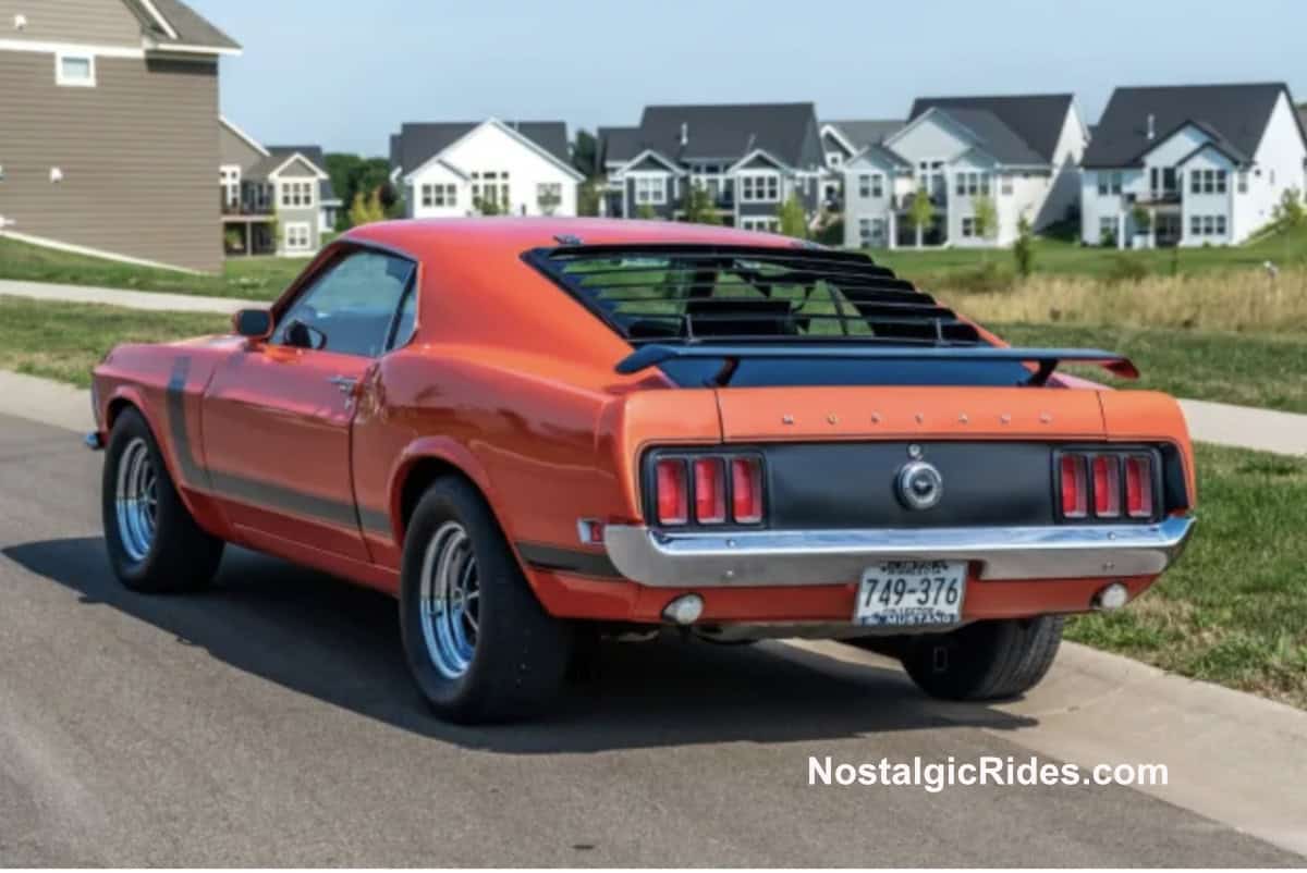 1970-Ford-Mustang-Boss-302-2