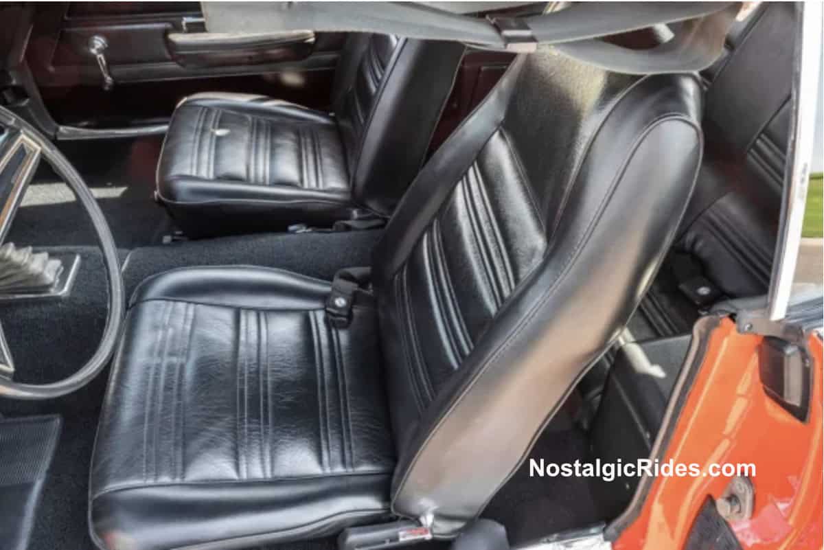 1970-Ford-Mustang-Boss-302-Interior-4