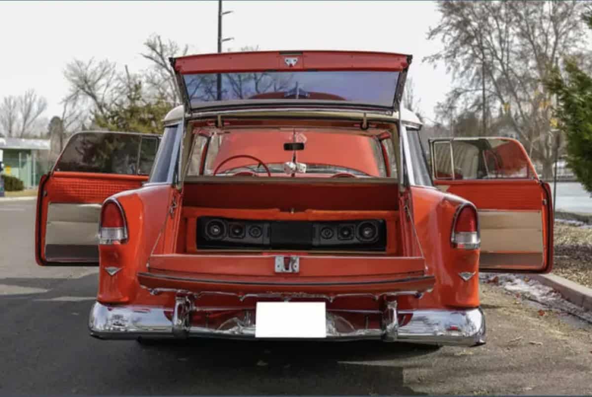 1955-chevrolet-wagon-orange-7