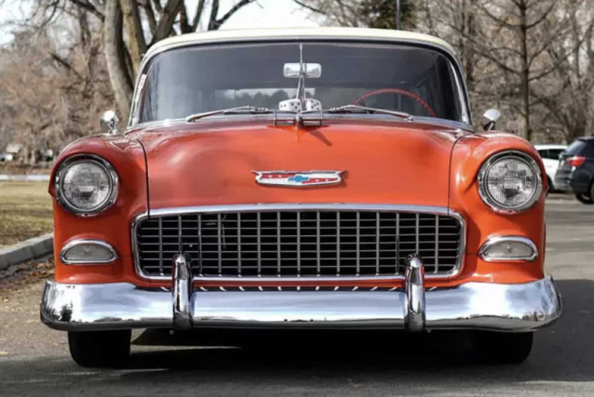 1955-chevrolet-wagon-orange-8