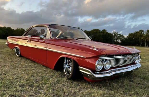 1961-chevrolet-impala-red-1