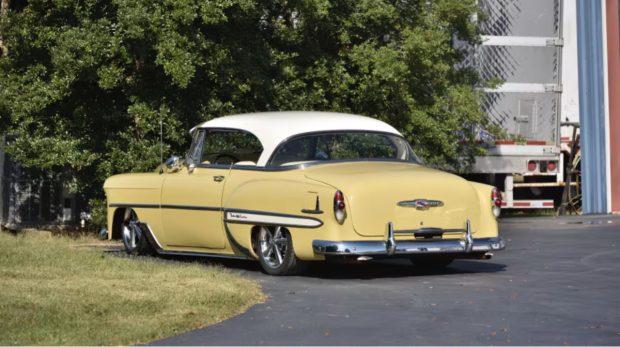1953-Chevrolet-Bel-Air-V8-5