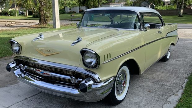 1957-Chevrolet-Bel-Air-Hardtop-283CI-1