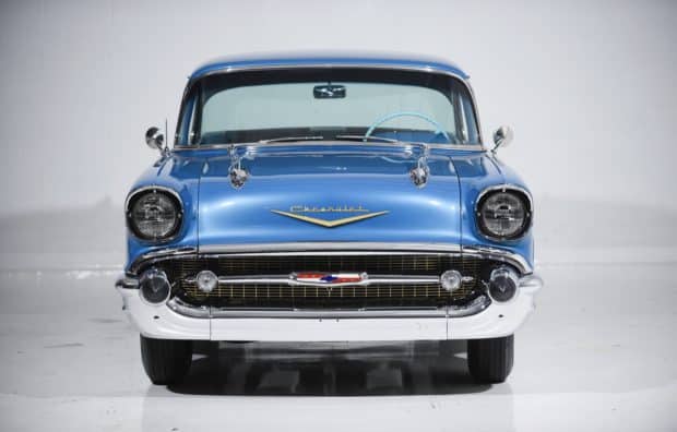 1957-Chevy-Bel-Air-LightBlue-6