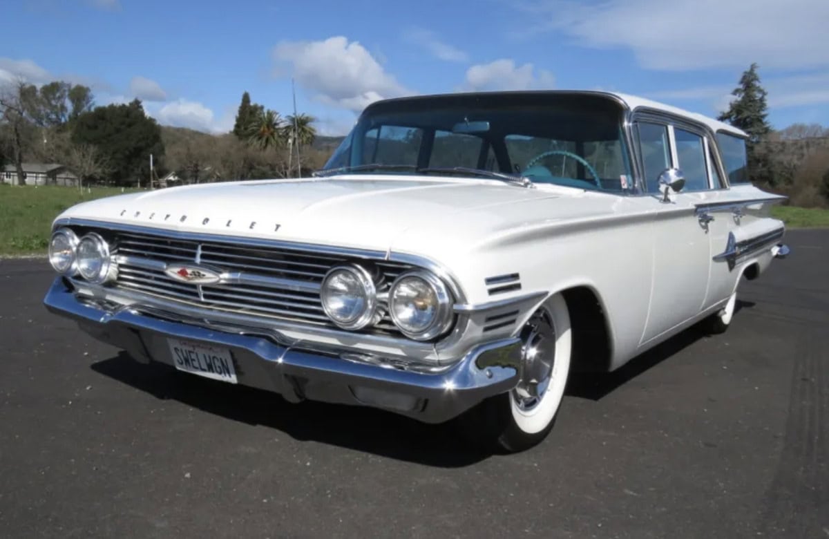 1960-Chevrolet-Impala-Nomad-Wagon-1