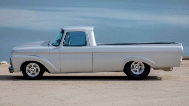 1962-Ford-F100-Cobra-V8-5