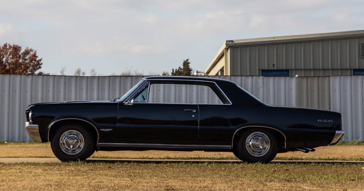 1964-Pontiac-GTO-Hardtop-3