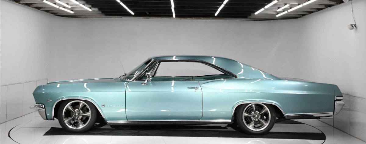 1965-Chevrolet-Impala-4