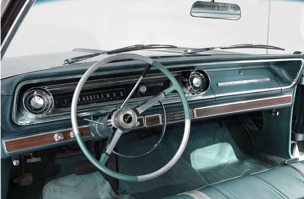 1965-Chevrolet-Impala-6