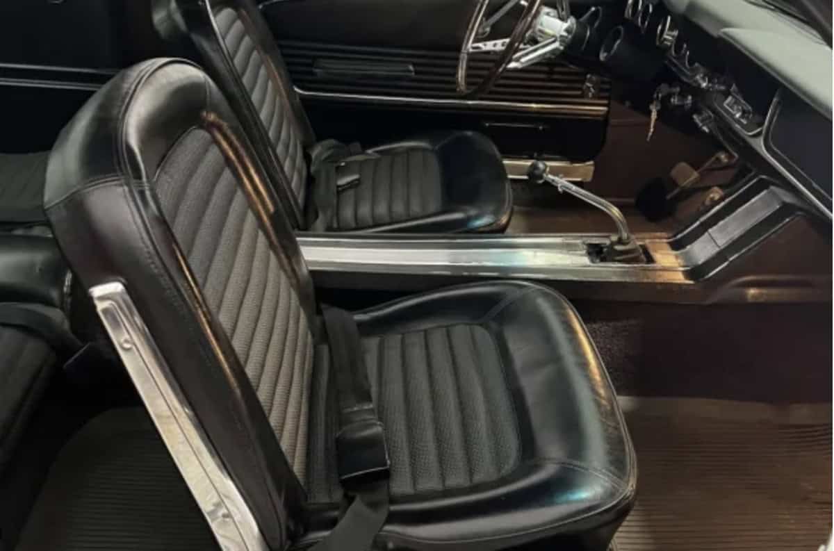1966-Ford-Mustang-Fastback-Kcode-4