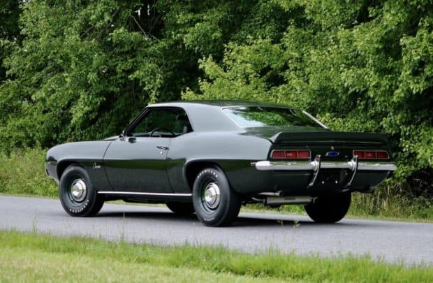 1969-Chevrolet-COPO-Camaro-2