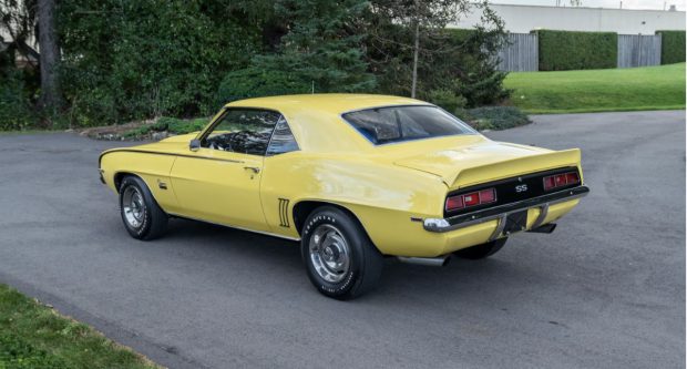 1969-Chevrolet-Camaro-LS7-1