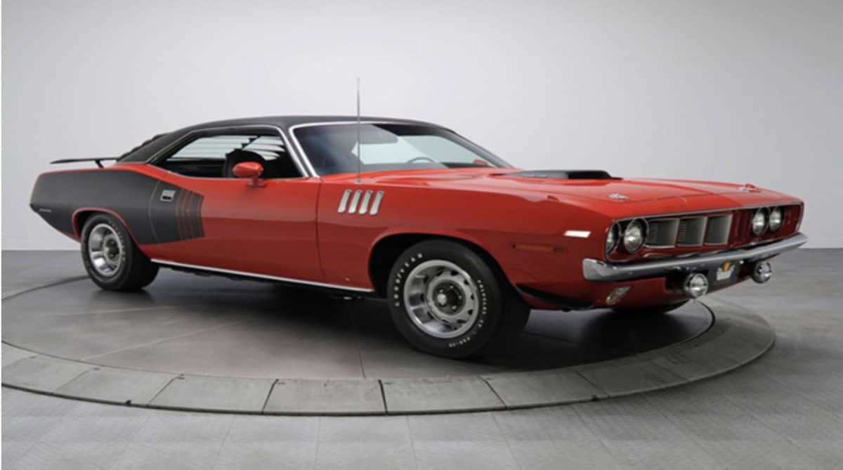 1971-Plymouth-Cuda-1