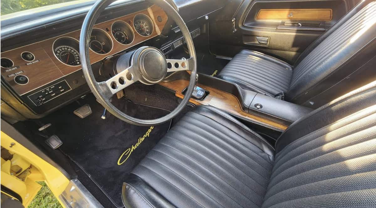 1972-Dodge-Challenger-340-4