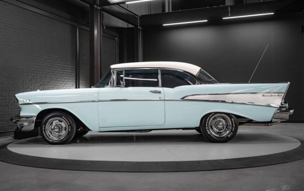 1957-Chevy-Bel-Air-Hardtop-Mint-4
