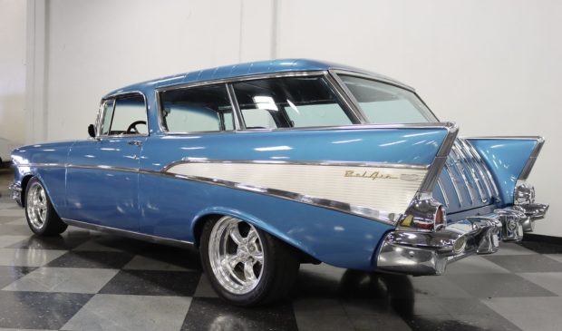 1957-Chevy-Bel-Air-Nomad-Lightblue-3