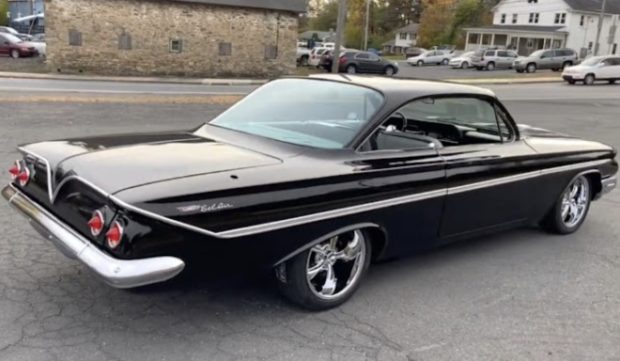 1961-Chevy-Bel-Air-409-black-1