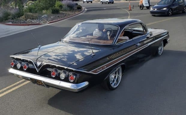 1961-Chevy-Bel-Air-409-black-4
