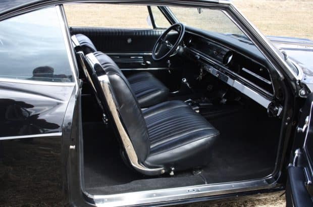 1965-Chevy-Impala-SS-Coupe-Black-4