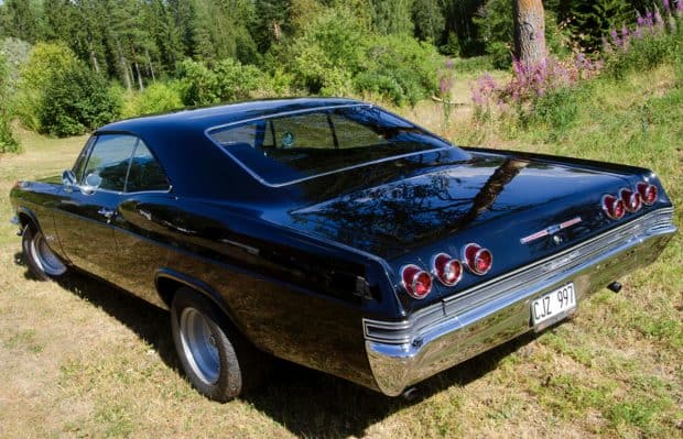 1965-Chevy-Impala-SS-Coupe-Black-5