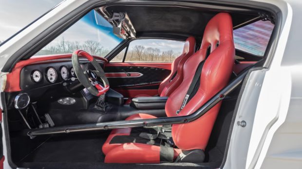 1965-Ford-Mustang-WhiteBlack-3