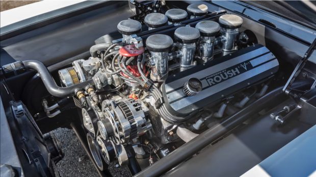 1965-Ford-Mustang-WhiteBlack-4