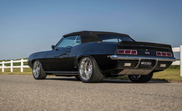 1969-Chevrolet-Camaro-Convertible-Black-2