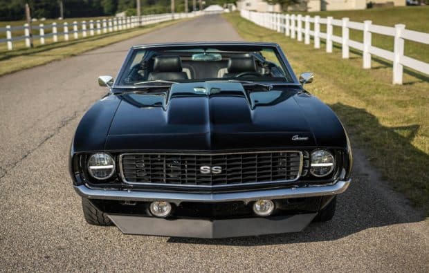 1969-Chevrolet-Camaro-Convertible-Black-3