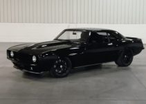 Joe Rogan’s Transformed 1969 Camaro
