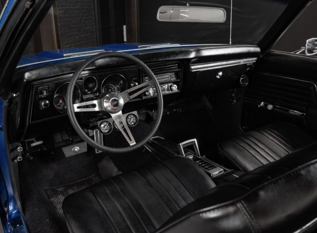 1969-Chevy-Chevelle-Malibu-Blue-6