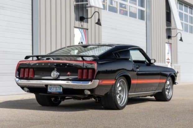 1969-Ford-Mustang-Mach1-Black-2