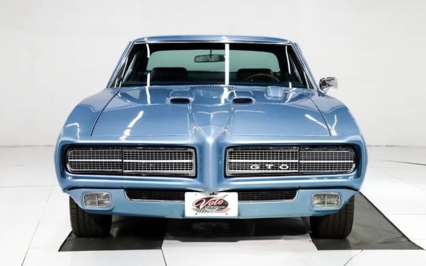 1969-Pontiac-GTO-Blue-4