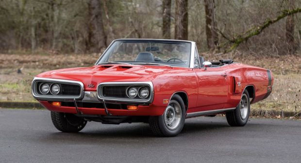 1970-Dodge-Coronet-Convertible-Red-1