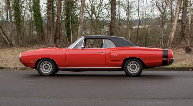 1970-Dodge-Coronet-Convertible-Red-3