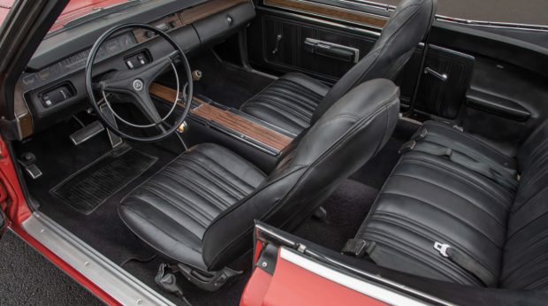 1970-Dodge-Coronet-Convertible-Red-4